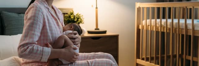 Kiedy dziecko zaczyna przesypiać noce? Odkryj przyczyny i porady